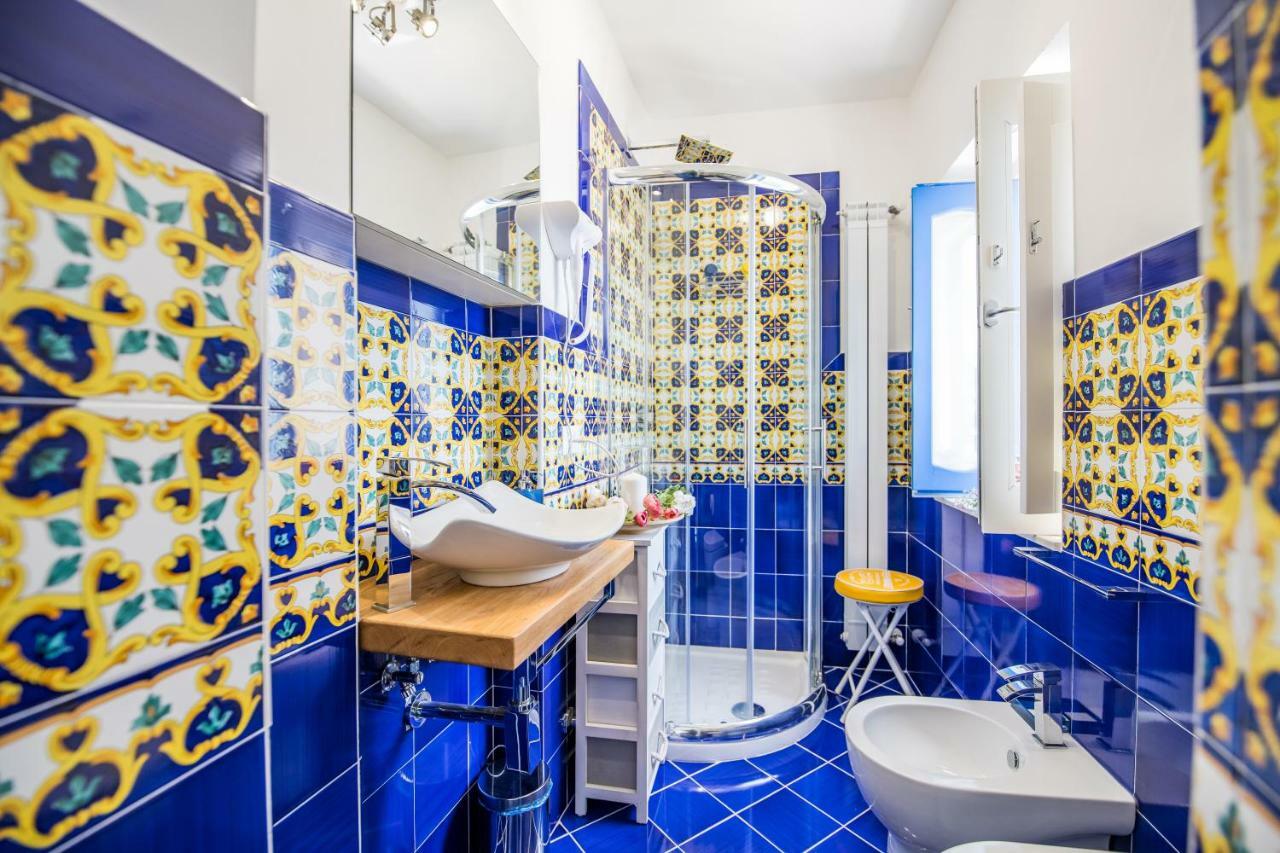 Suite Picasso Amalfi Exterior foto